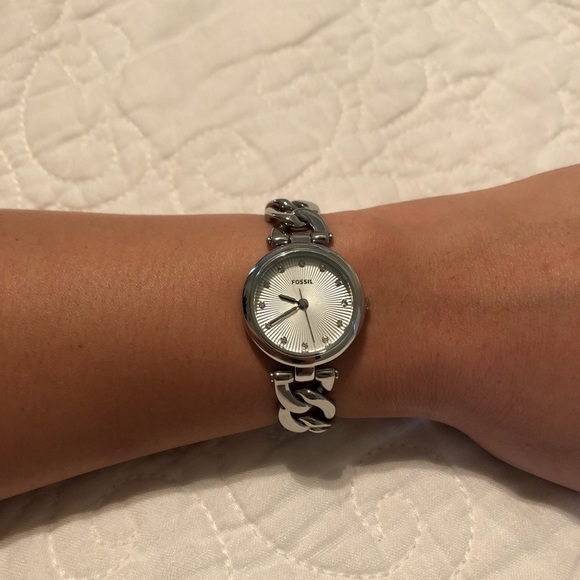 Fossil Watch - Picture 4 of 4